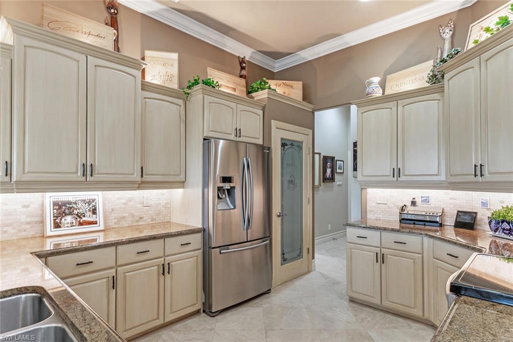 YORKTOWN - Residential