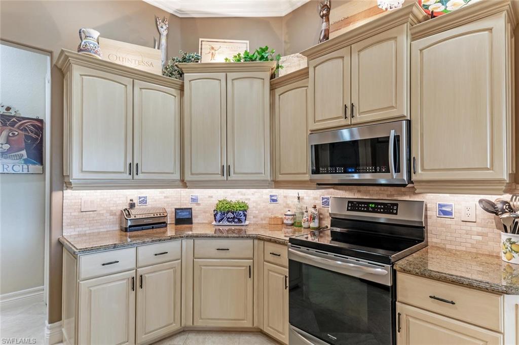 YORKTOWN - Residential