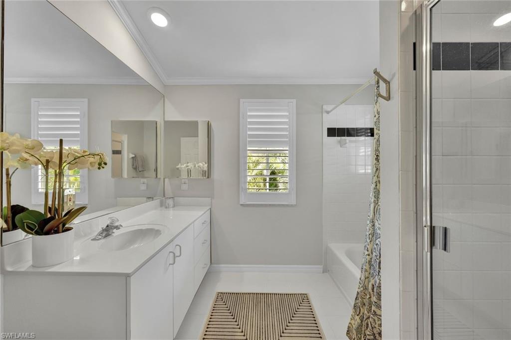 OLDE NAPLES - Residential Lease