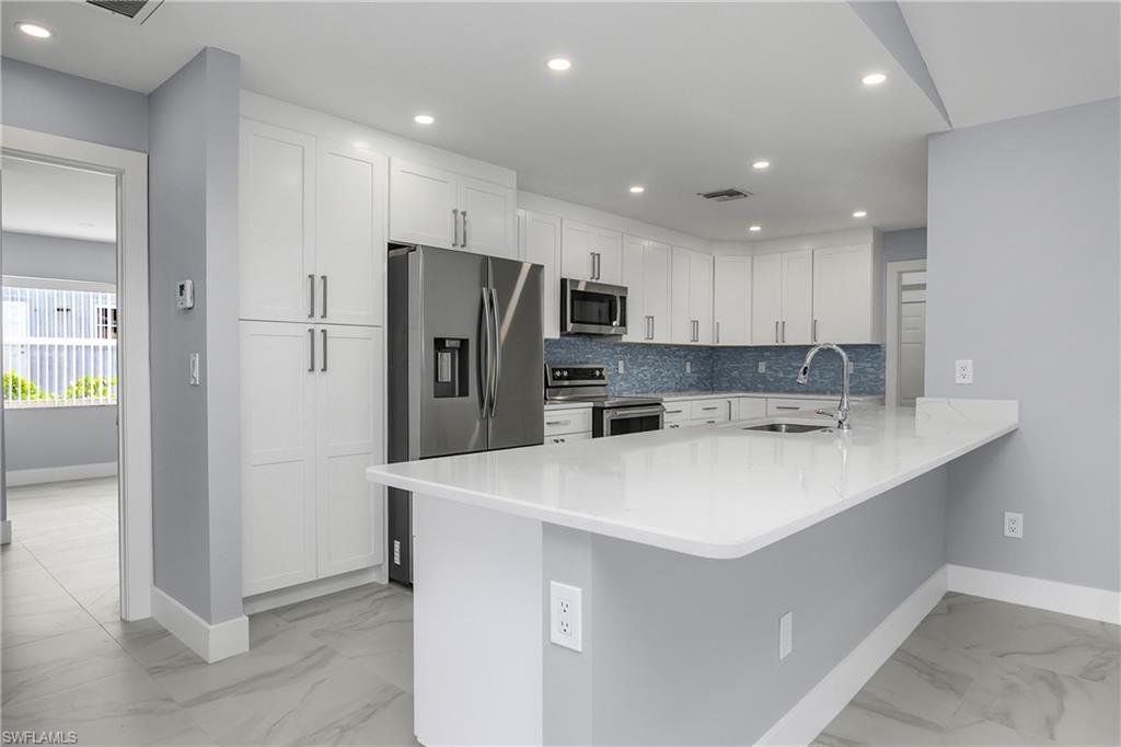 PIRATE'S COVE II - Residential