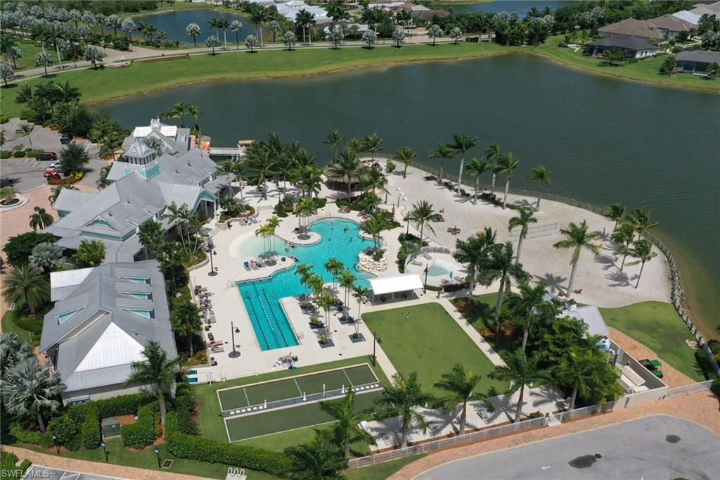 PARROT CAY - Residential