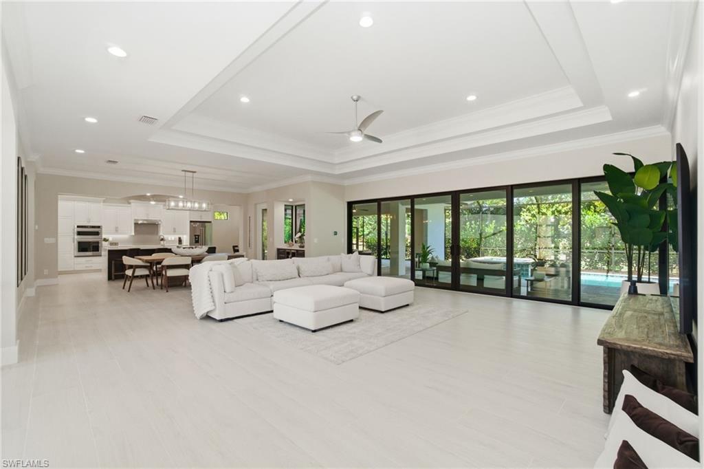 PARROT CAY - Residential