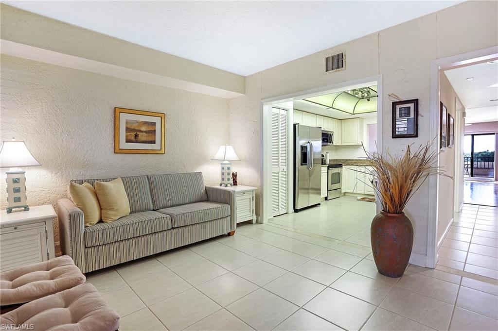 HYDE PARK - Residential