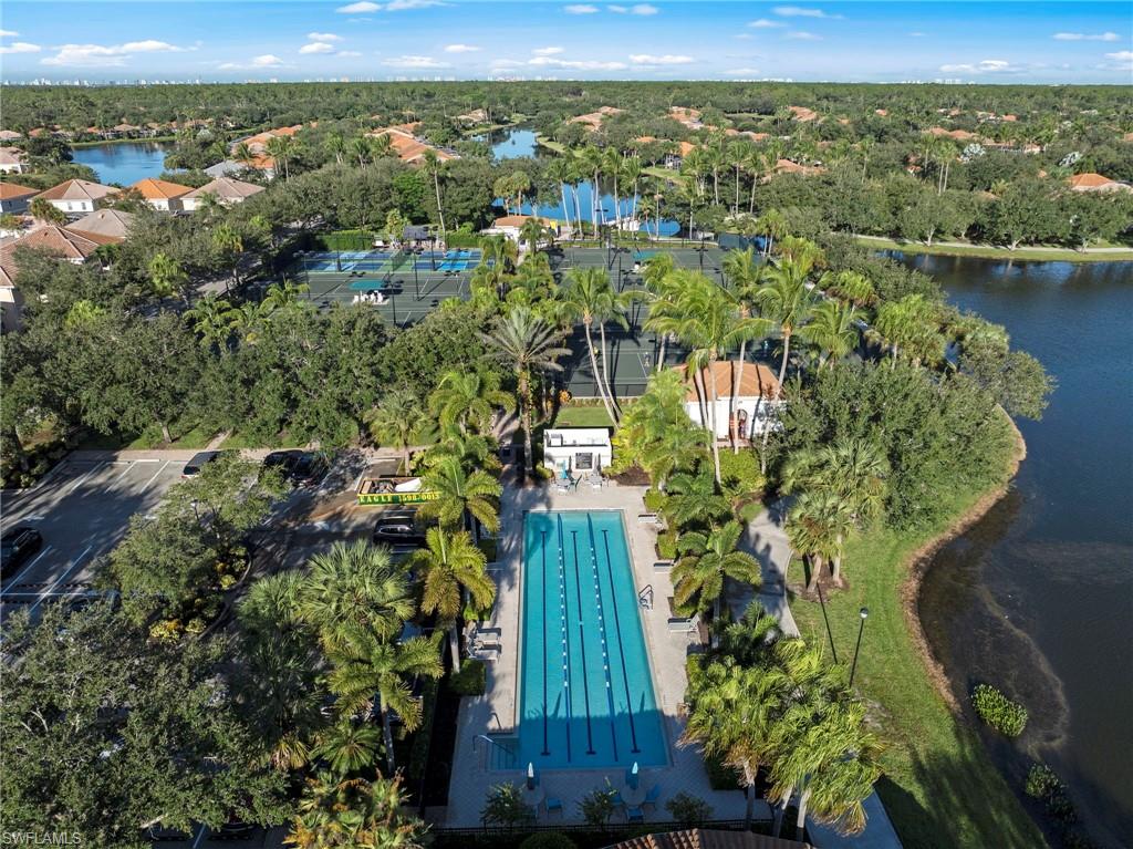 ISLAND WALK - Residential