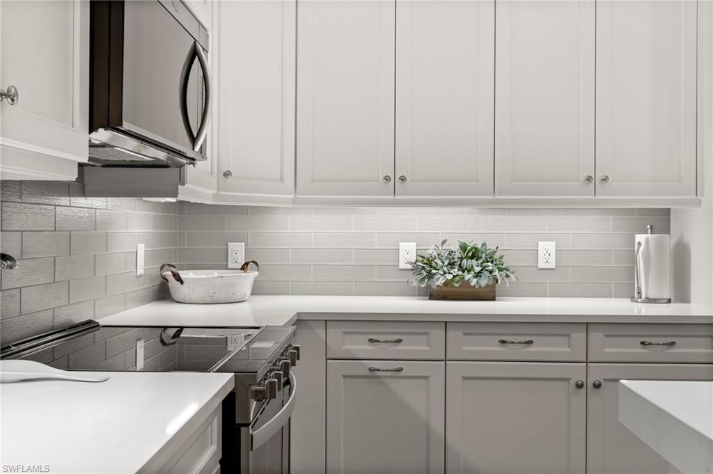 ISLES OF COLLIER PRESERVE - Residential