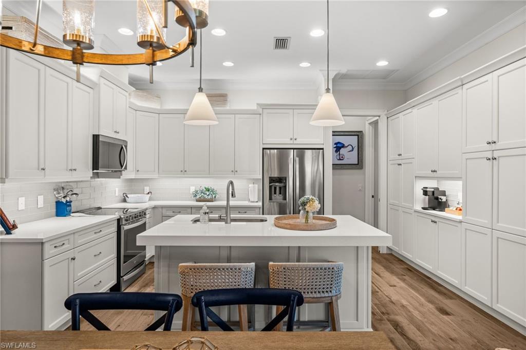 ISLES OF COLLIER PRESERVE - Residential