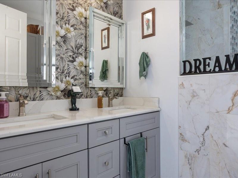 CATALINA ISLES - Residential