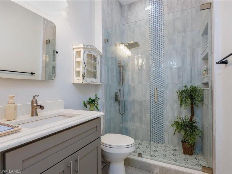 CATALINA ISLES - Residential