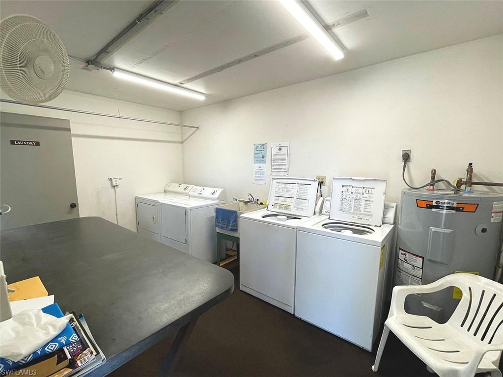 SEVEN LAKES - Residential