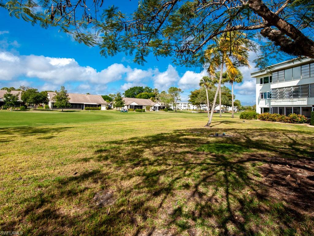 SEVEN LAKES - Residential