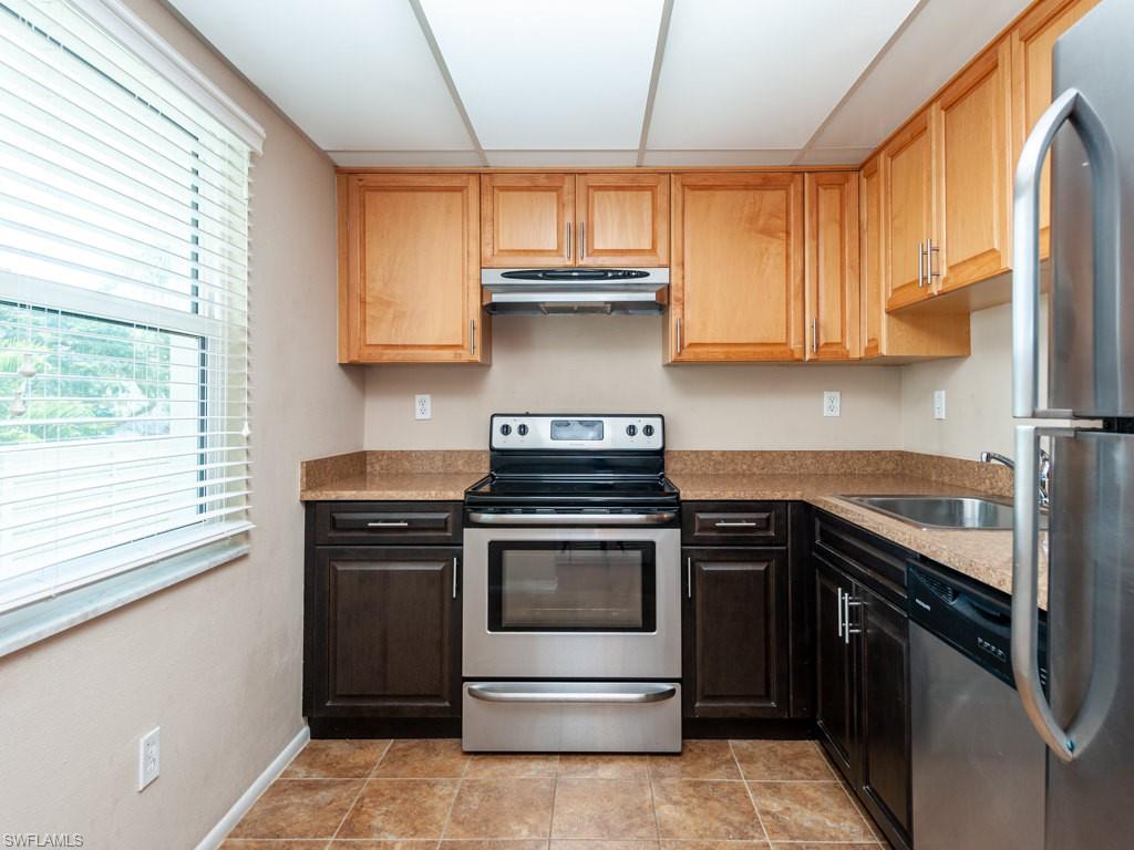 SEVEN LAKES - Residential