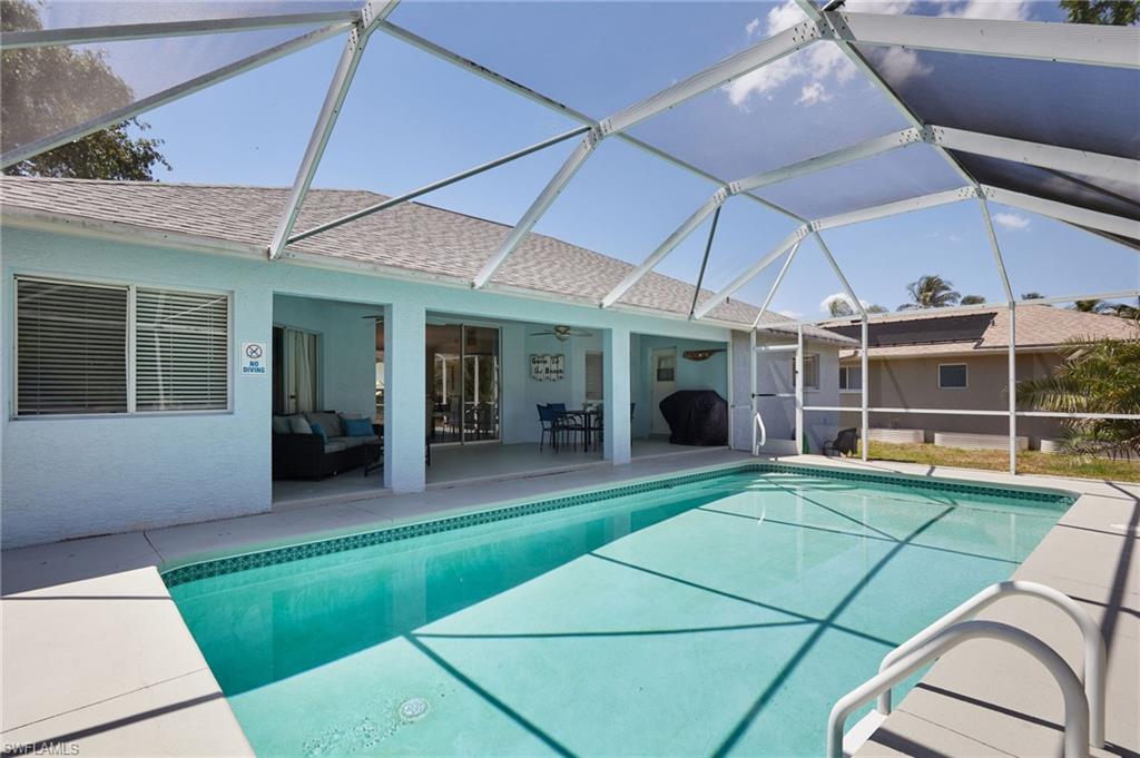 8970 Woodgate Manor CT