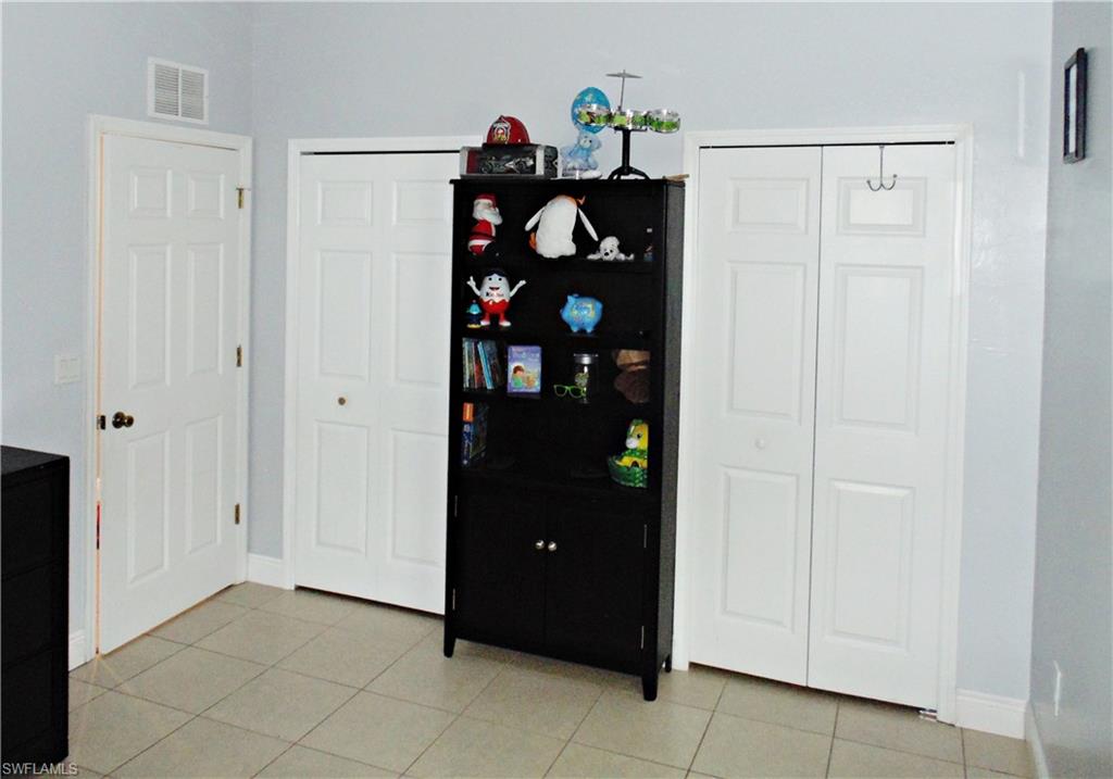 HAWK'S PRESERVE - Residential