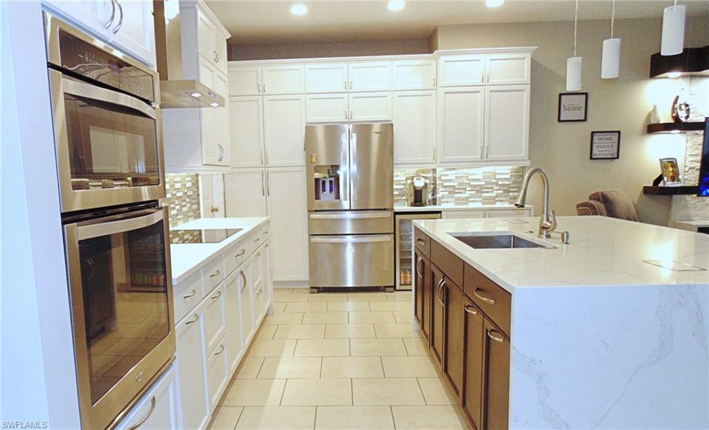 HAWK'S PRESERVE - Residential