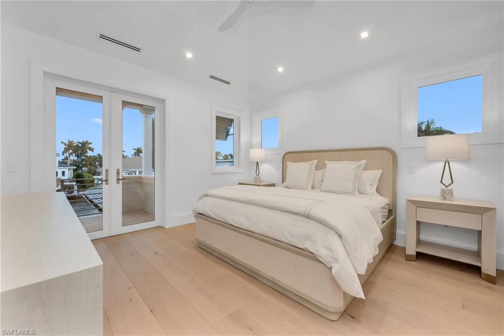 AQUALANE SHORES - Residential