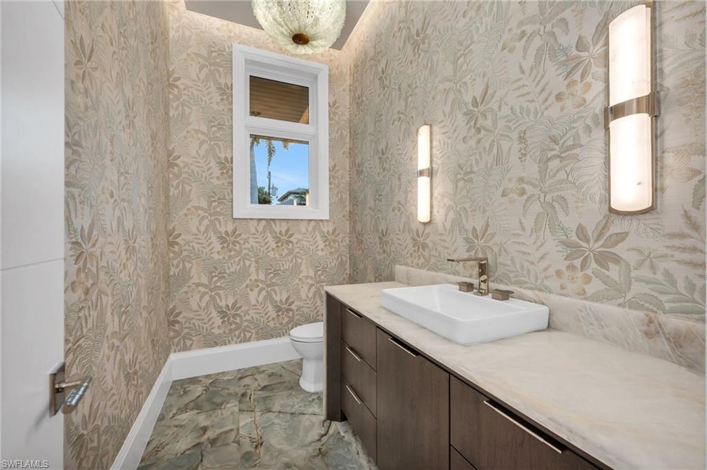 AQUALANE SHORES - Residential