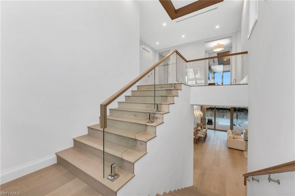 AQUALANE SHORES - Residential