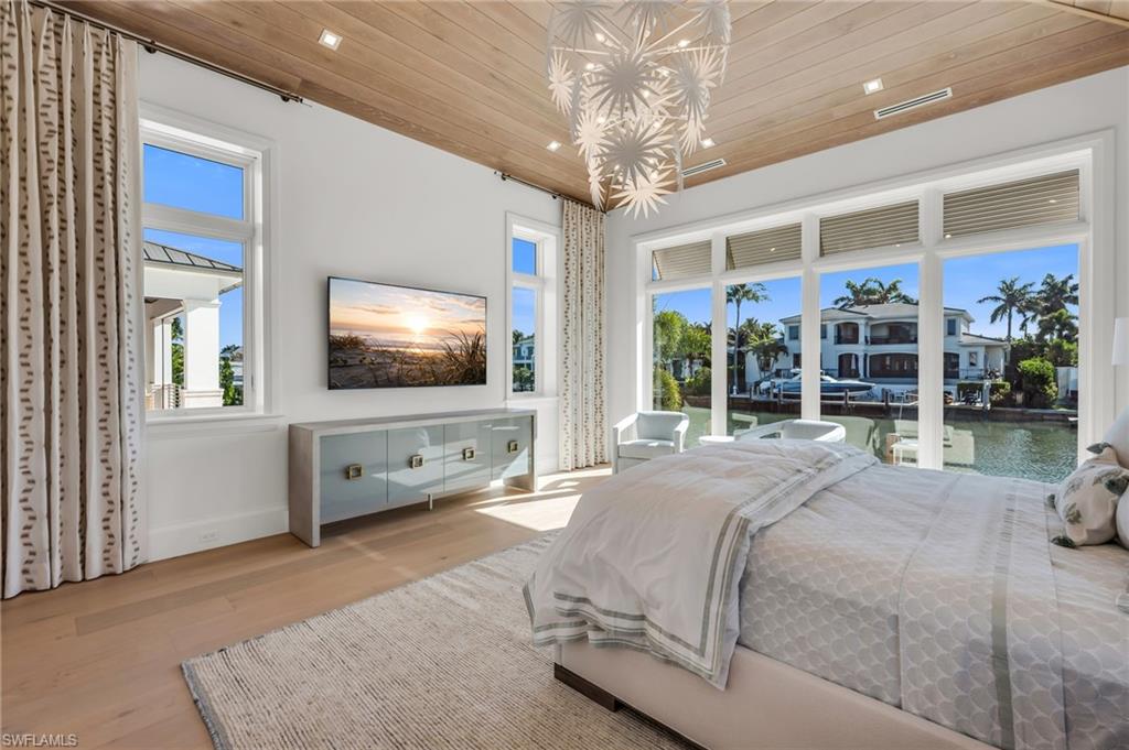 AQUALANE SHORES - Residential