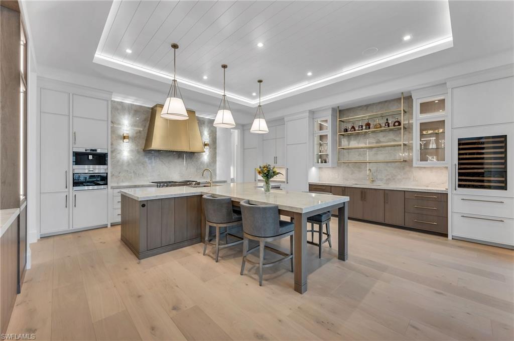 AQUALANE SHORES - Residential