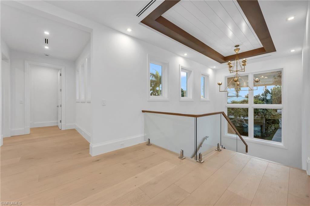 AQUALANE SHORES - Residential