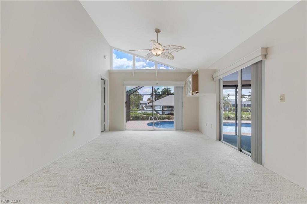 YACHT CLUB COLONY - Residential