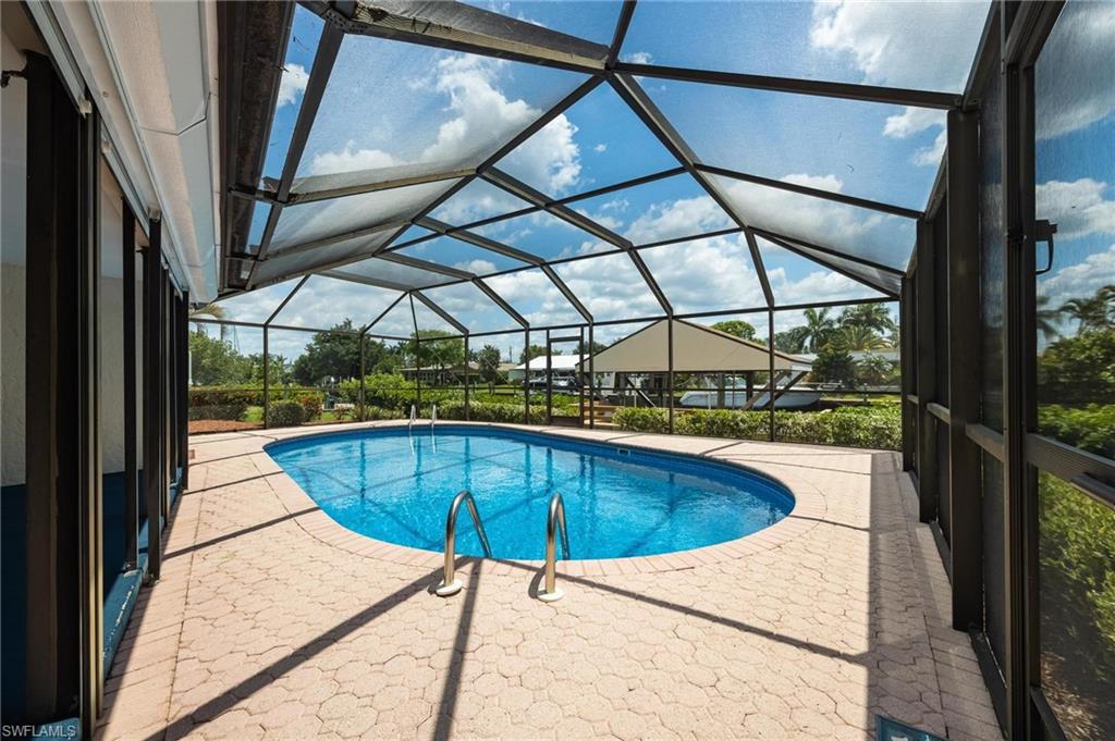 YACHT CLUB COLONY - Residential