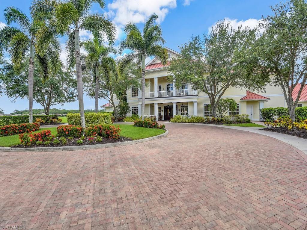 HAMPTON LAKES - Residential