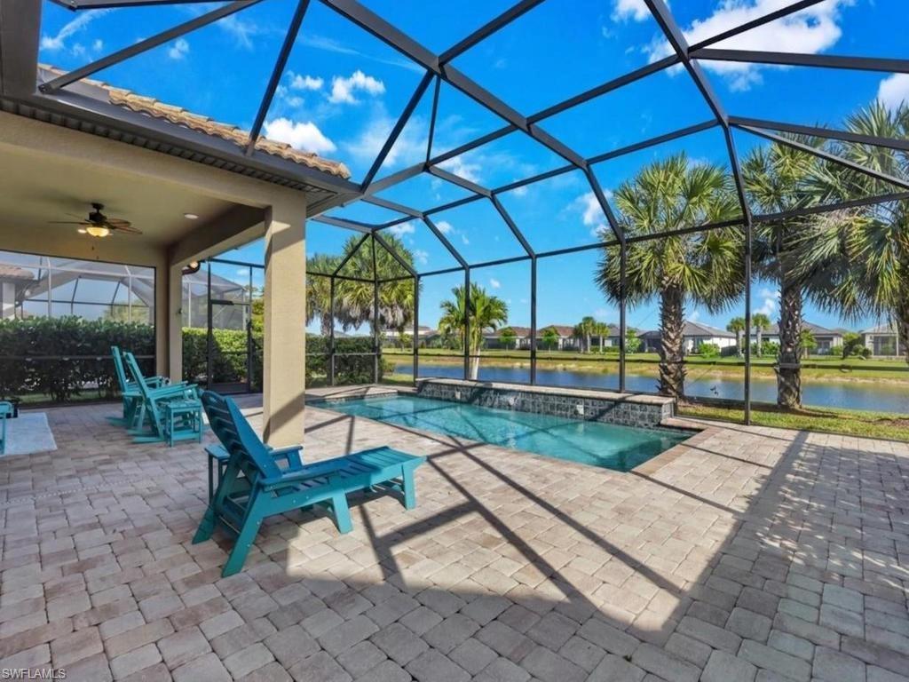 HAMPTON LAKES - Residential