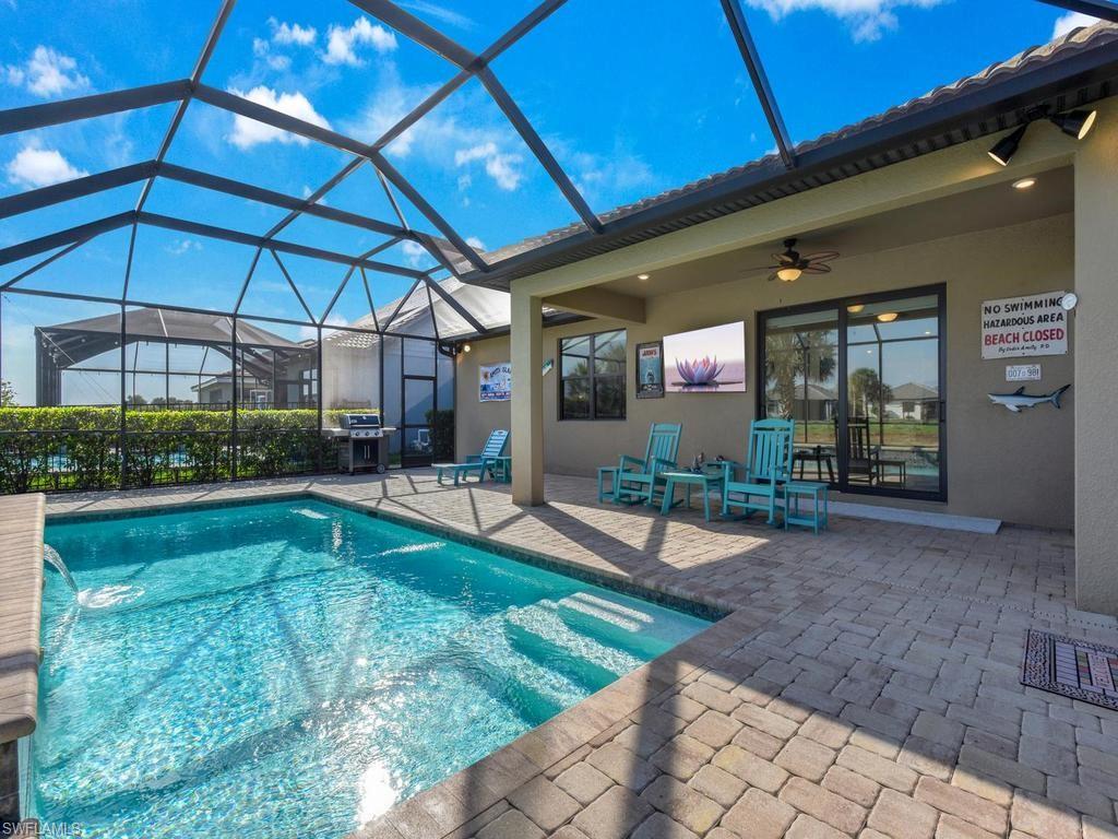 HAMPTON LAKES - Residential