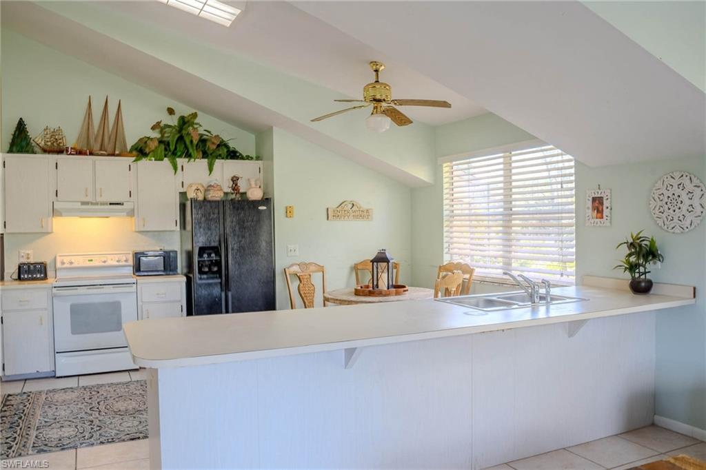 SAN CARLOS ESTATES - Residential