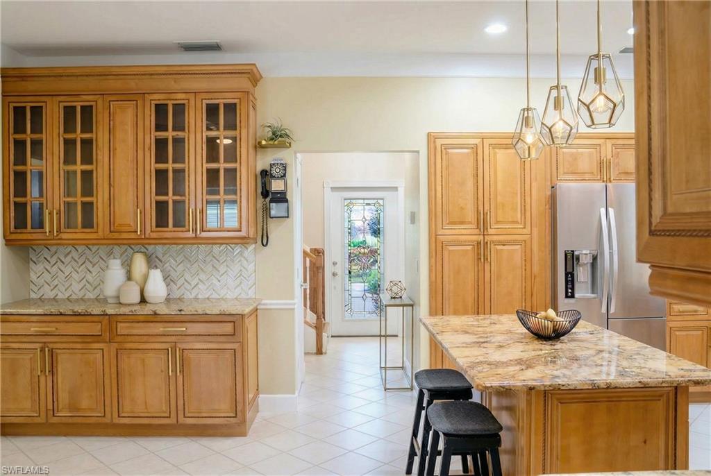 SAN CARLOS ESTATES - Residential