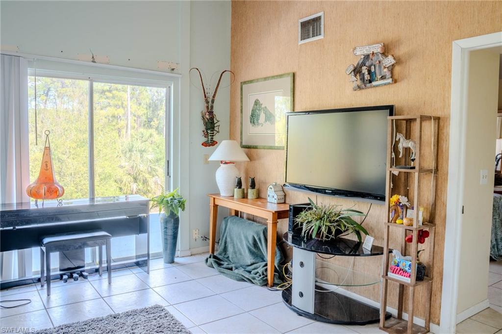 SAN CARLOS ESTATES - Residential