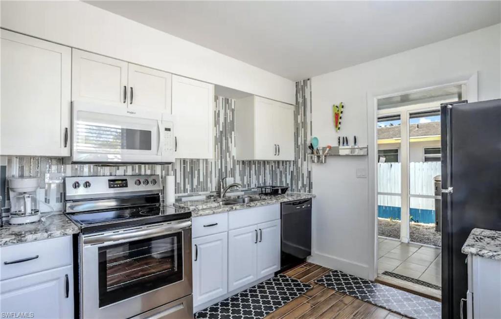 ROYAL HARBOR - Residential