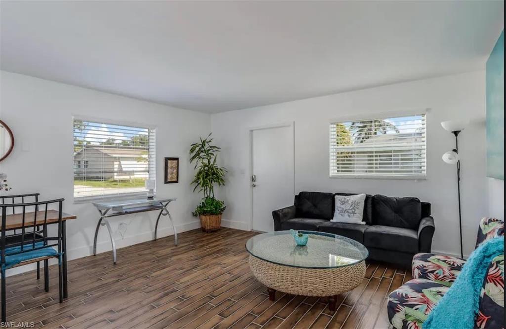 ROYAL HARBOR - Residential