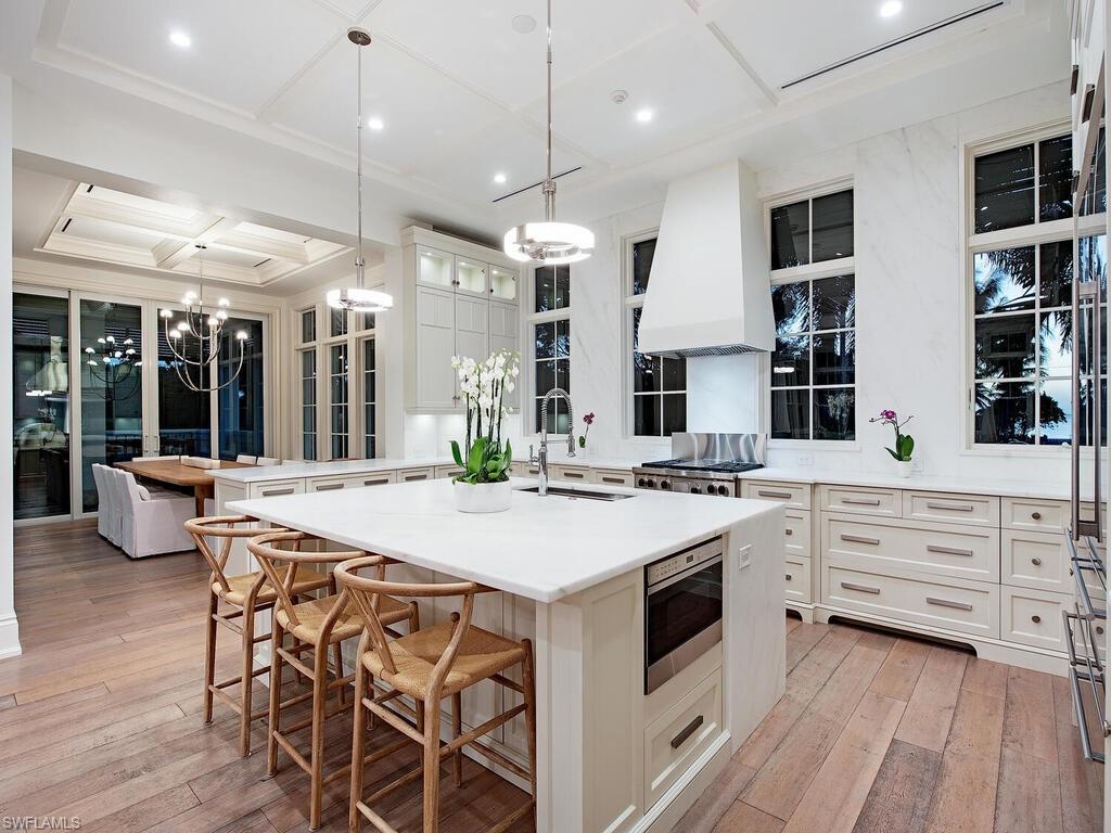 OLDE NAPLES - Residential