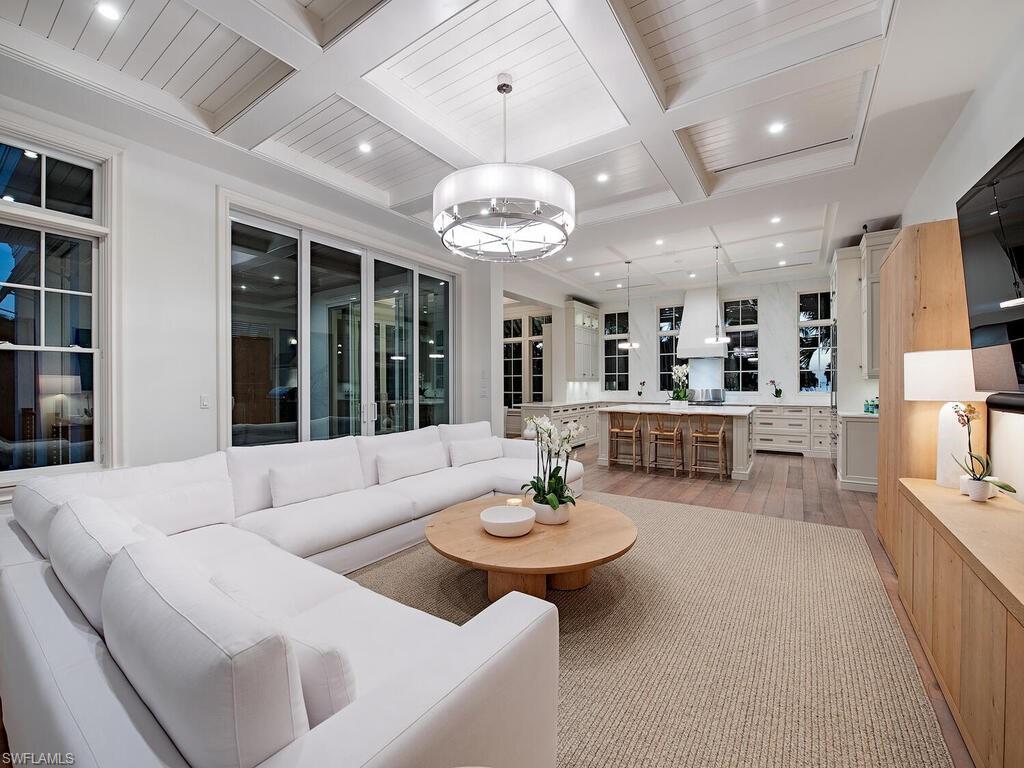 OLDE NAPLES - Residential