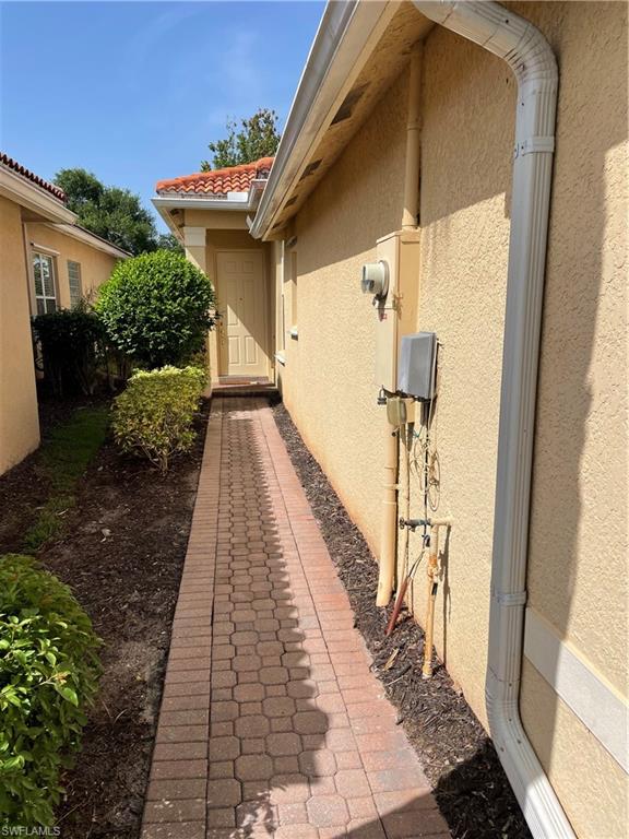 10427 Carolina Willow DR