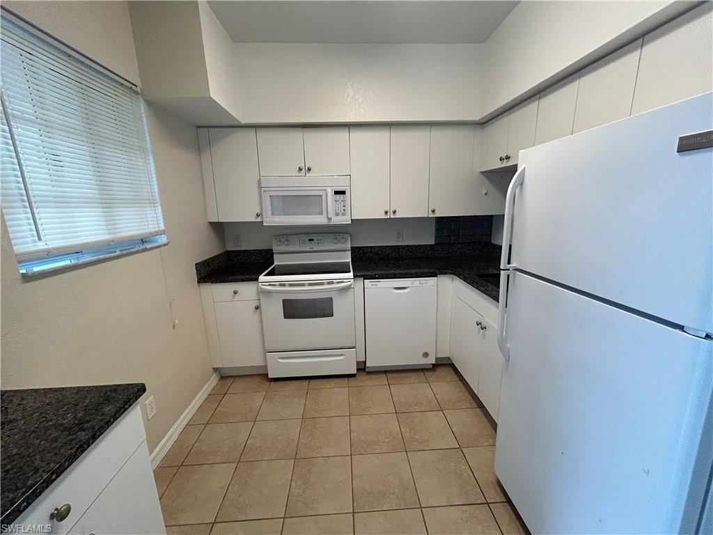 THE COVE AT SIX MILE - Residential Lease