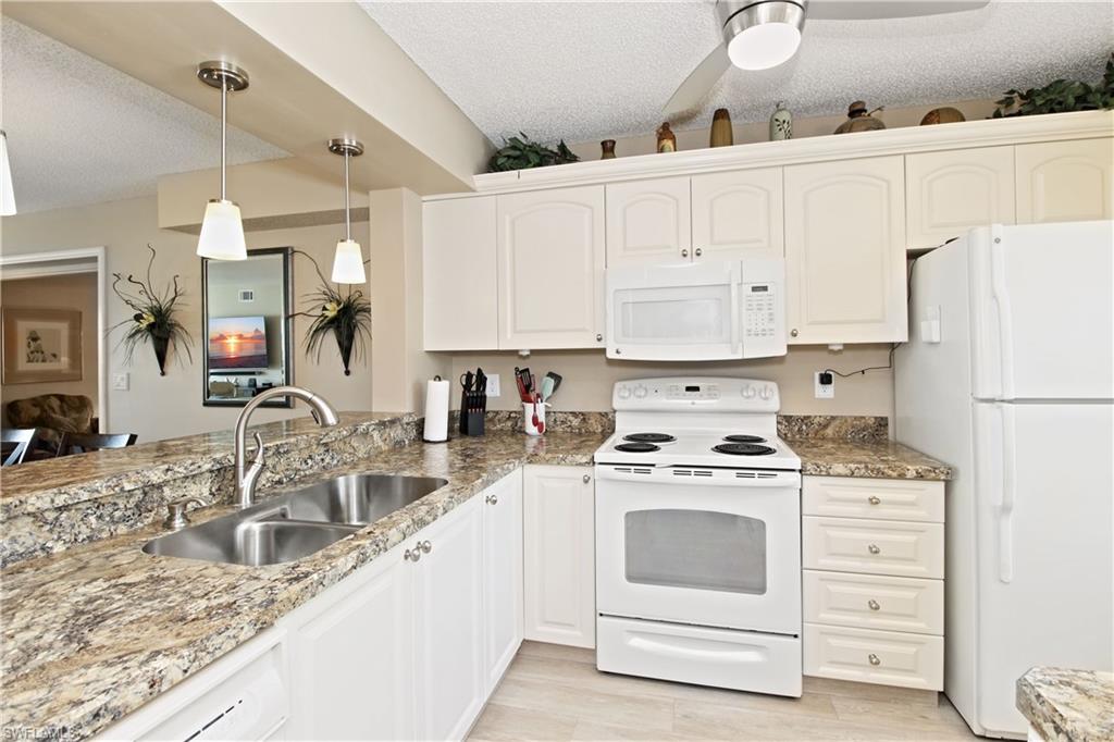 AMHERST COVE - Residential