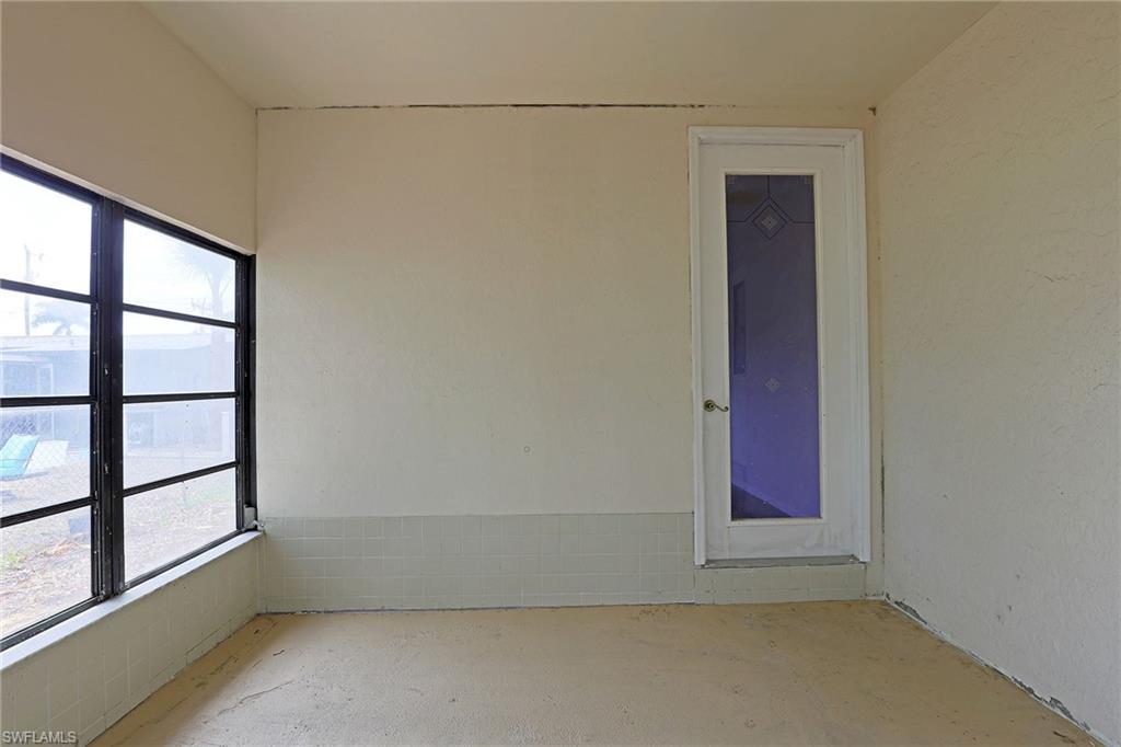 NORTH FORT MYERS - Residential Lease