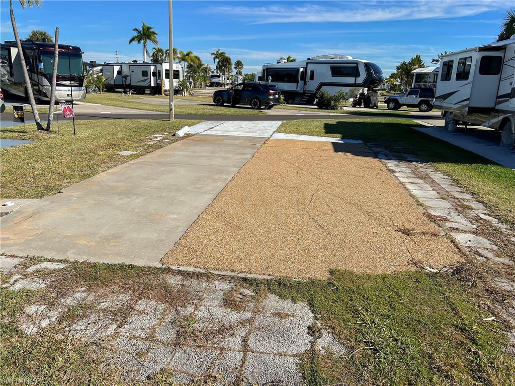 PALMETTO PALMS R V - Land