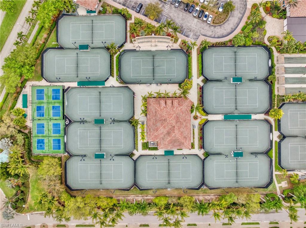 MUSTANG VILLAS - Residential