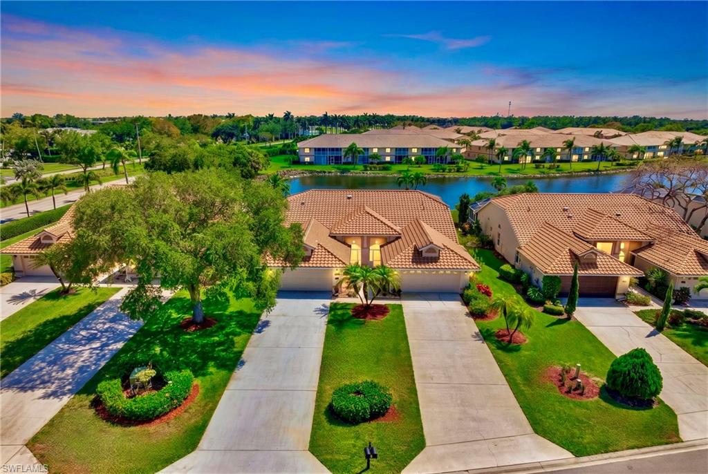 MUSTANG VILLAS - Residential