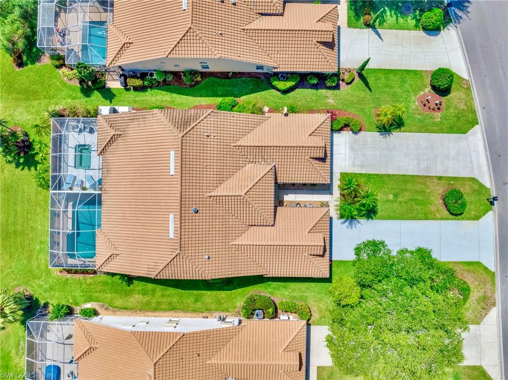 MUSTANG VILLAS - Residential