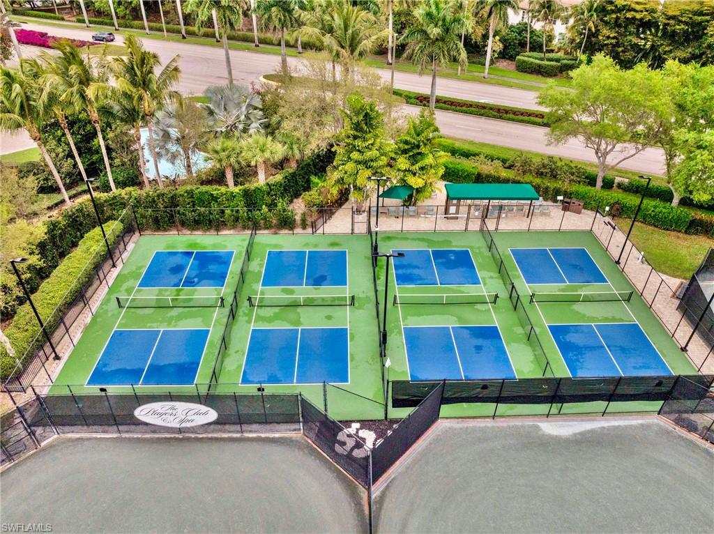 MUSTANG VILLAS - Residential