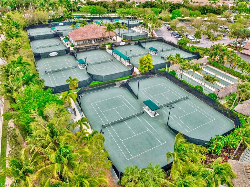 MUSTANG VILLAS - Residential