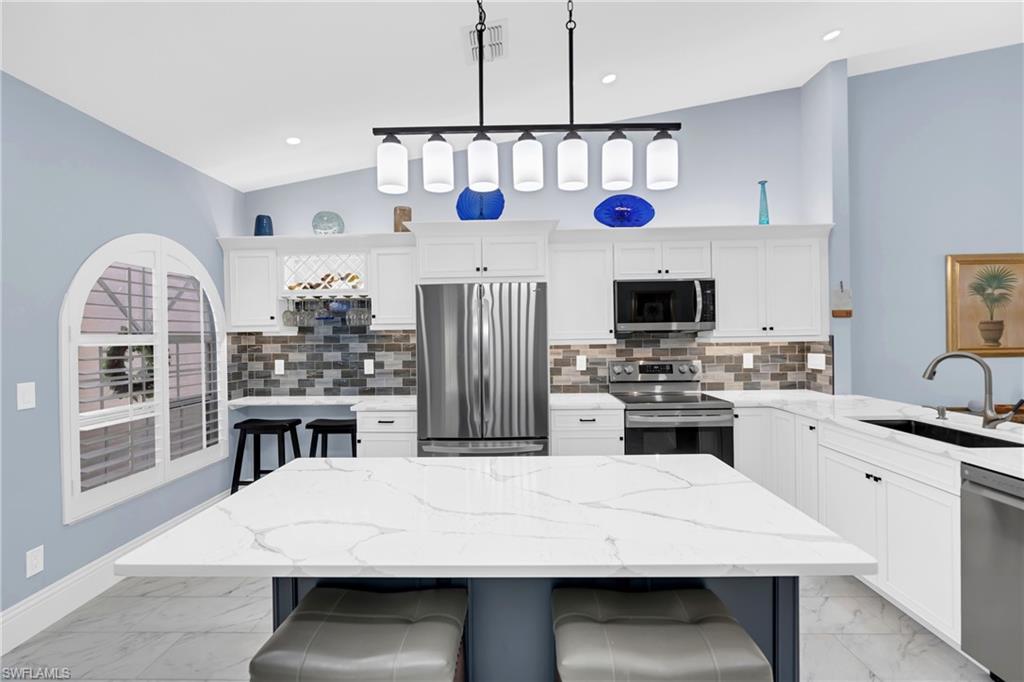 MUSTANG VILLAS - Residential