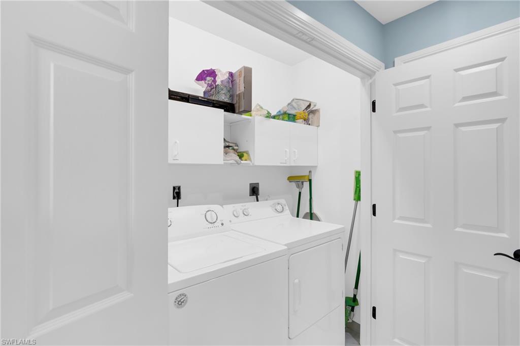 MUSTANG VILLAS - Residential