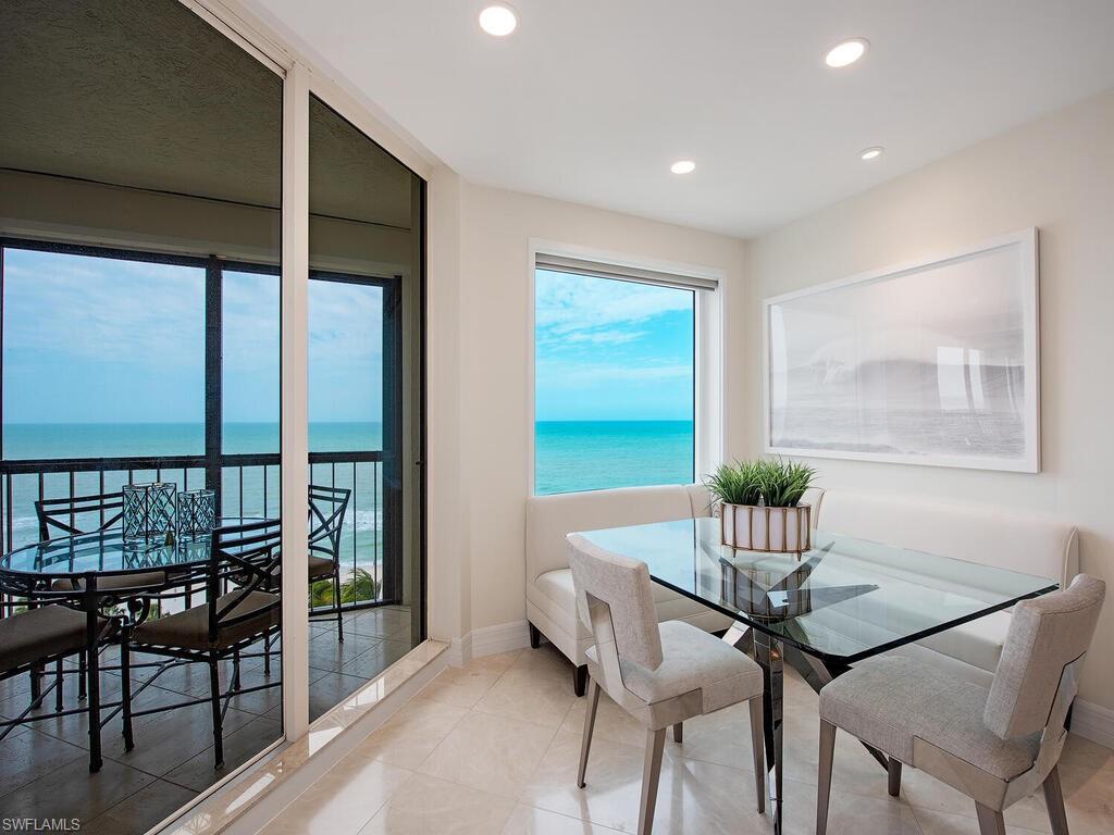 CARLYSLE AT BAY COLONY - Residential