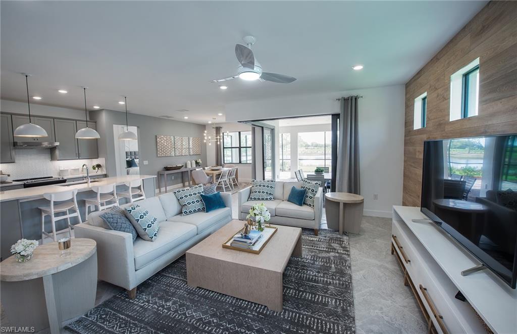 COUNTRY CLUB - Residential